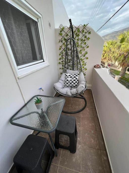 Beach Apartment Edem First Floor Perivolos  Exterior foto