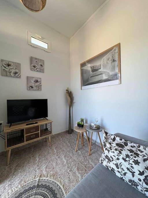 Beach Apartment Edem First Floor Perivolos  Exterior foto
