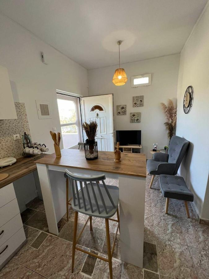Beach Apartment Edem First Floor Perivolos  Exterior foto