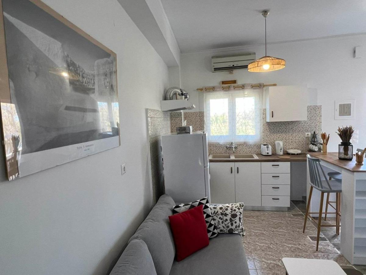 Beach Apartment Edem First Floor Perivolos  Exterior foto